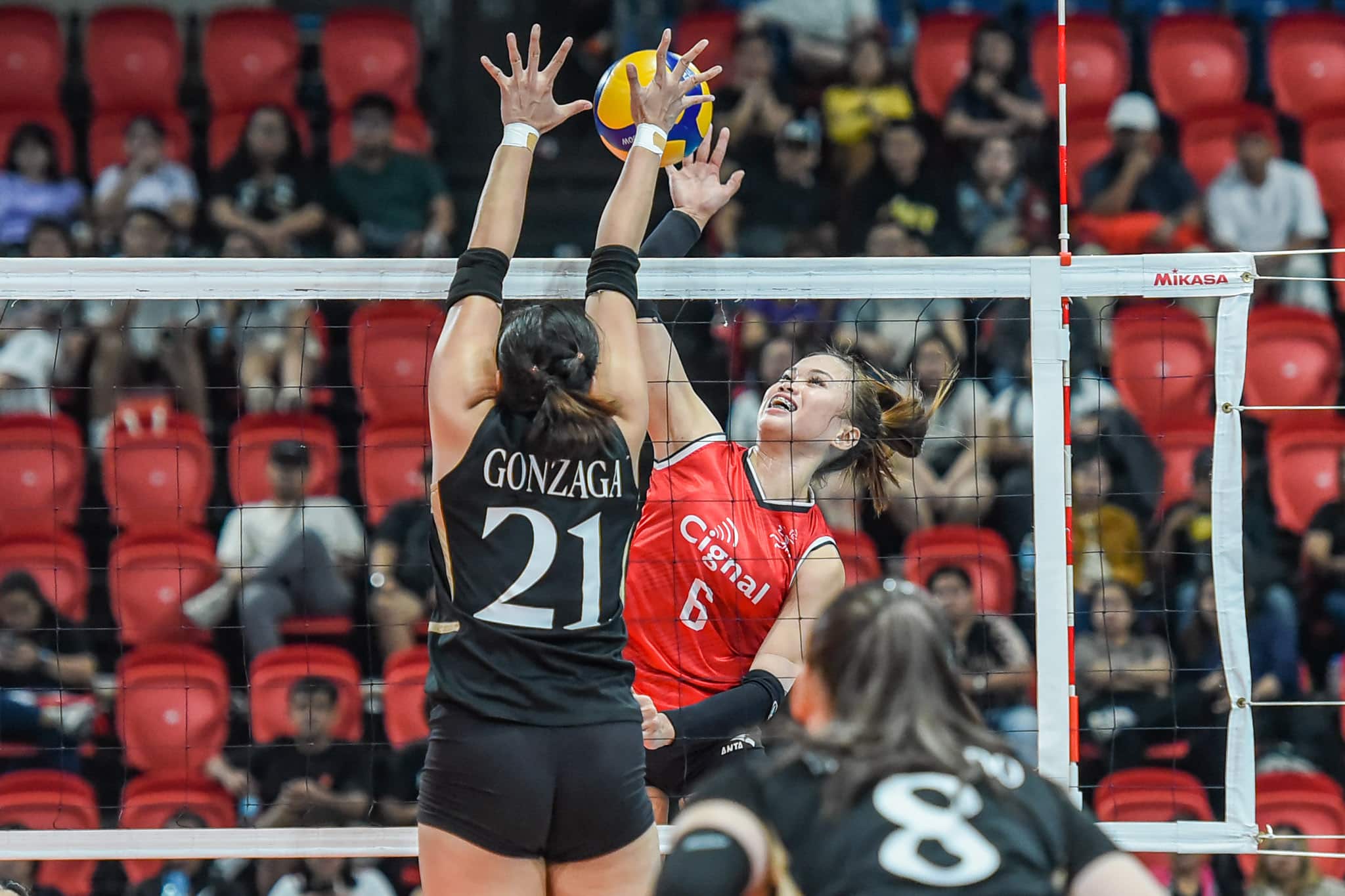 PVL-AFC-25-Cignal-vs.-Zus-Ishie-Lalongisip-5743.jpg