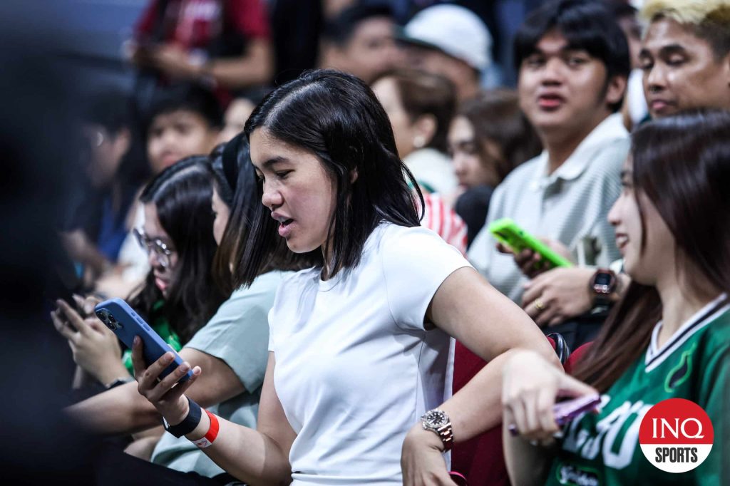 IMG_0320_UAAP-Season-87-womens-volleyball-finals-game-2-NU-DLSU_Jia-Morado-scaled.jpg
