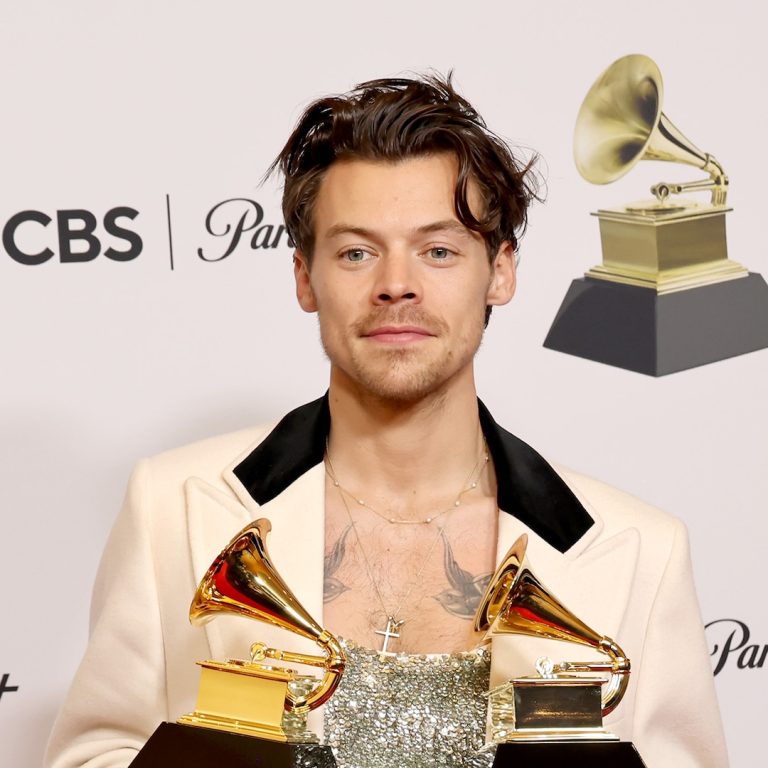 rs_1200x1200-240116101733-HarryStyles.jpg