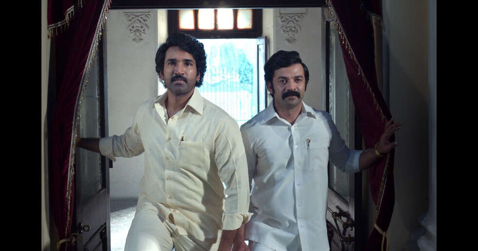 aadhipinisettyandchaitanyaraoinmayasabhatheriseofthetitans1752413611.jpg