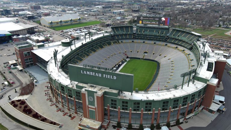 watch-packers-reveal-1923-classic-throwback.jpg